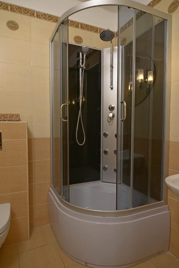 Magnat W Borczu Appartement Buitenkant foto
