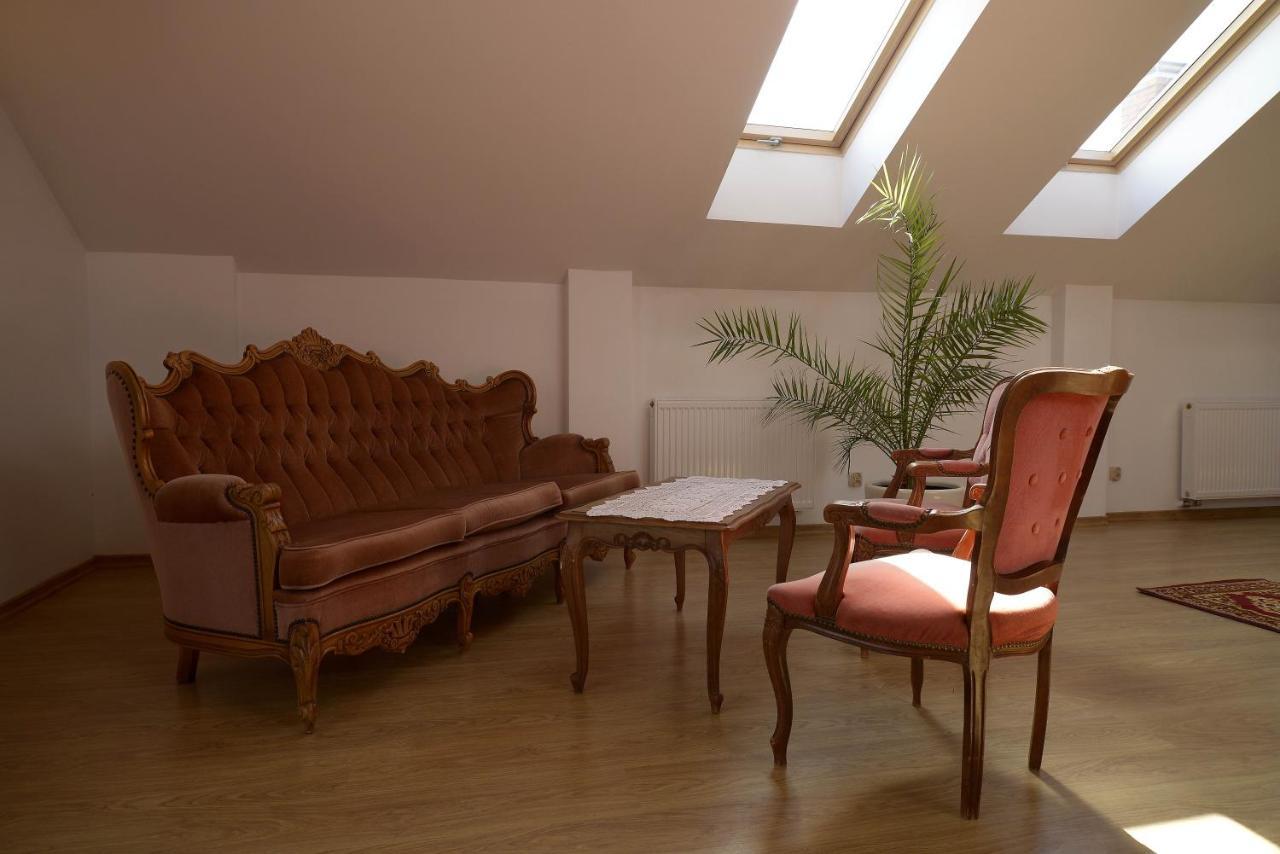Magnat W Borczu Appartement Buitenkant foto