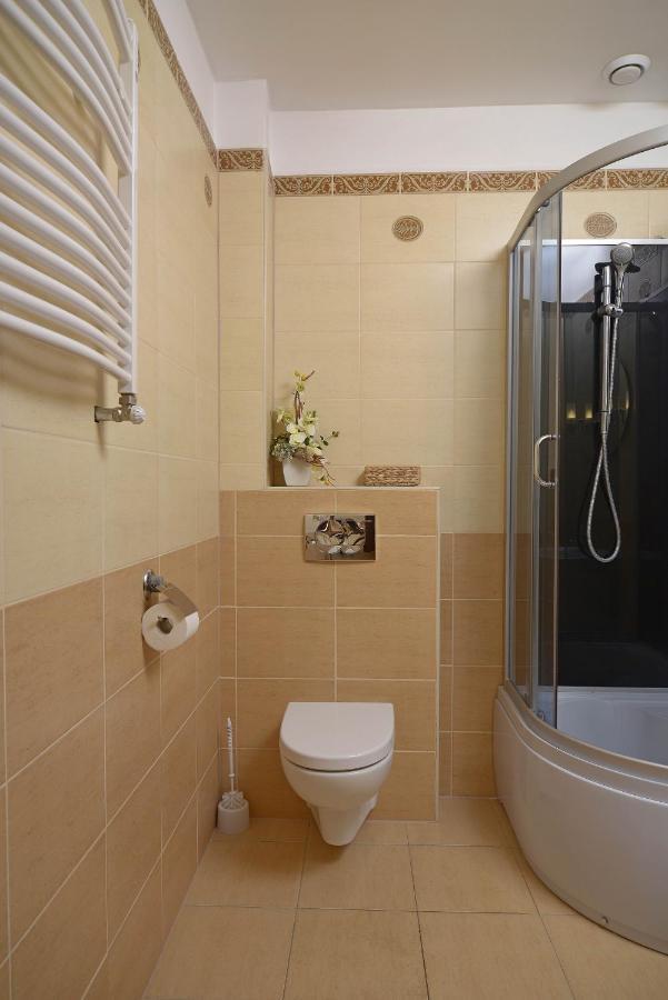 Magnat W Borczu Appartement Buitenkant foto