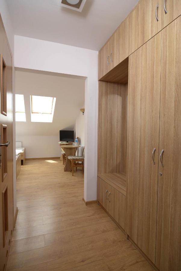 Magnat W Borczu Appartement Buitenkant foto