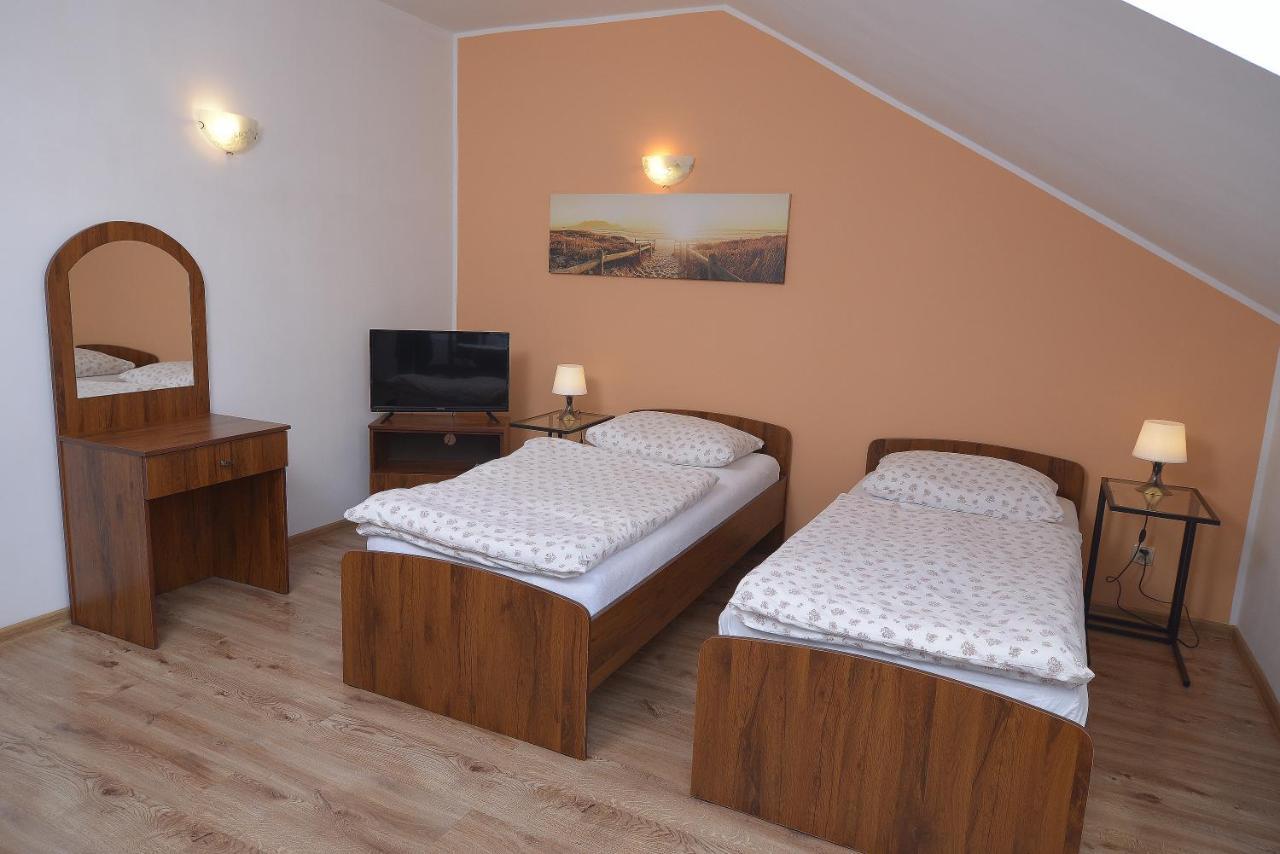 Magnat W Borczu Appartement Buitenkant foto